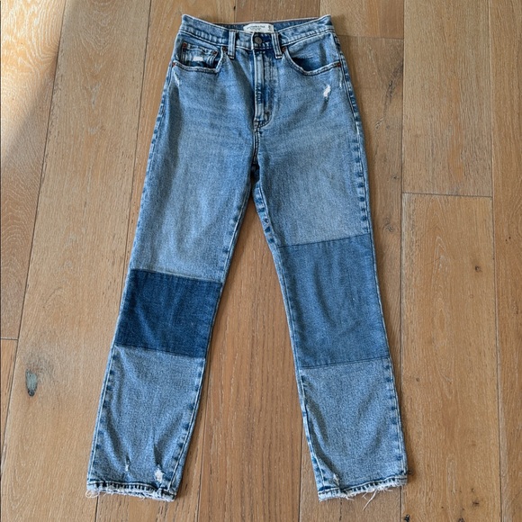 Abercrombie Ultra High Rise Ankle Straight Patchwork Jeans Size 26 - Picture 3 of 9